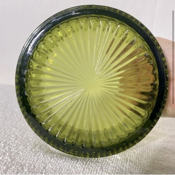 Vintage Avocado Green Indiana Glass Princess Pattern  Candy Dish - Picture 3 of 10